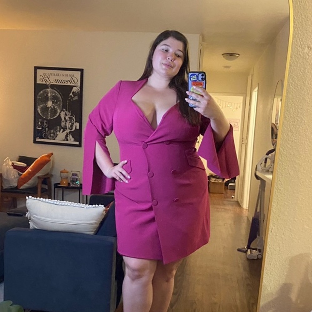 NWT Kallie Dress from City Chic in a Size 18 in Pop Pink - Picture 3 of 13